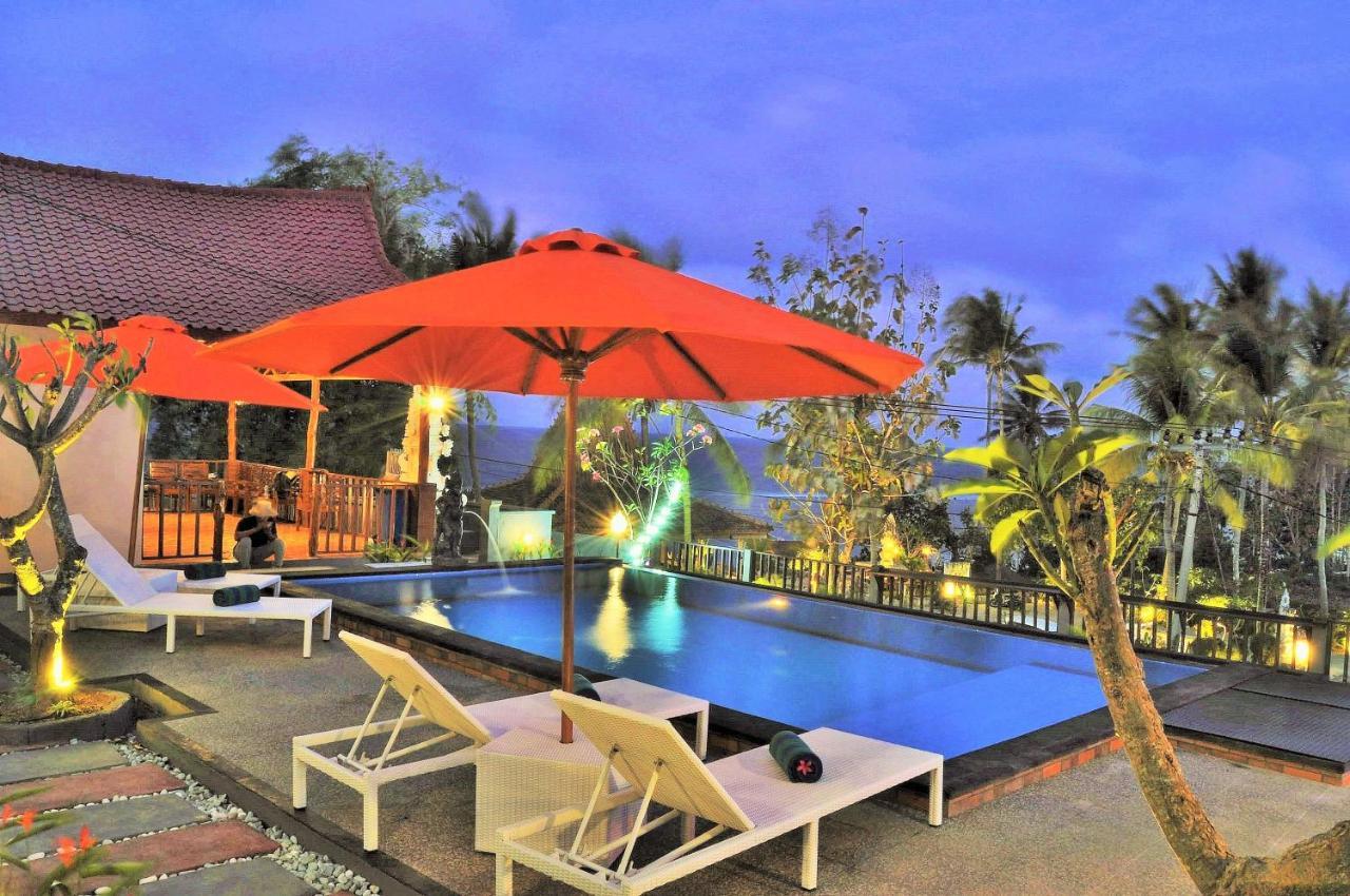 Surya Chandra Beach Bungalow Batununggul Buitenkant foto