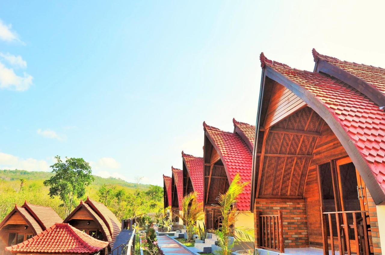 Surya Chandra Beach Bungalow Batununggul Buitenkant foto