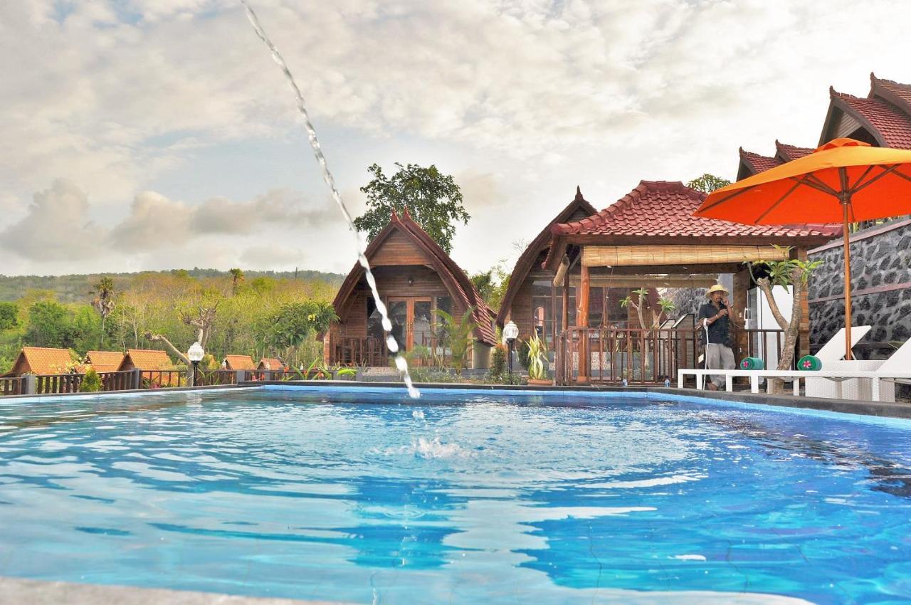 Surya Chandra Beach Bungalow Batununggul Buitenkant foto
