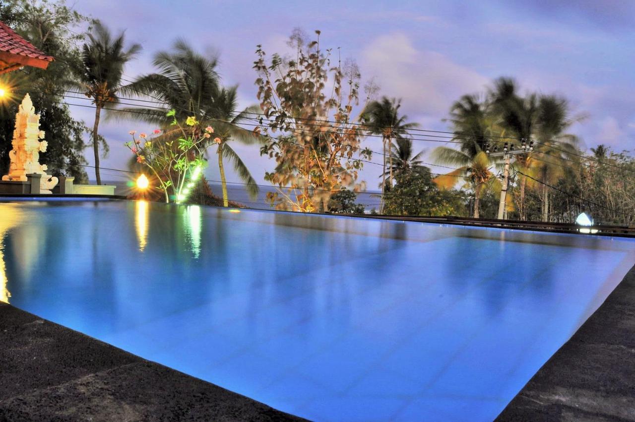 Surya Chandra Beach Bungalow Batununggul Buitenkant foto