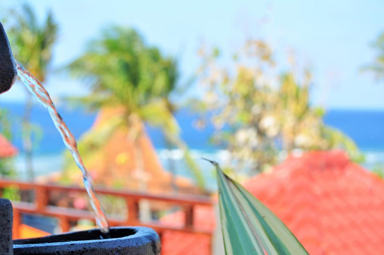Surya Chandra Beach Bungalow Batununggul Buitenkant foto