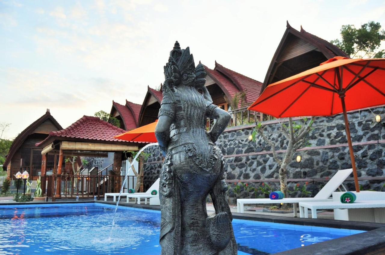 Surya Chandra Beach Bungalow Batununggul Buitenkant foto