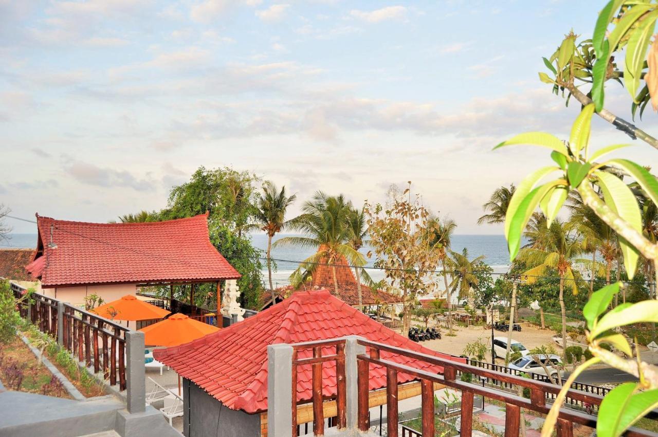 Surya Chandra Beach Bungalow Batununggul Buitenkant foto
