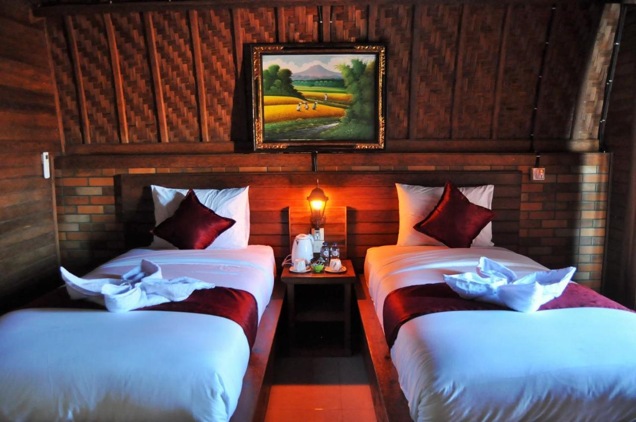 Surya Chandra Beach Bungalow Batununggul Buitenkant foto