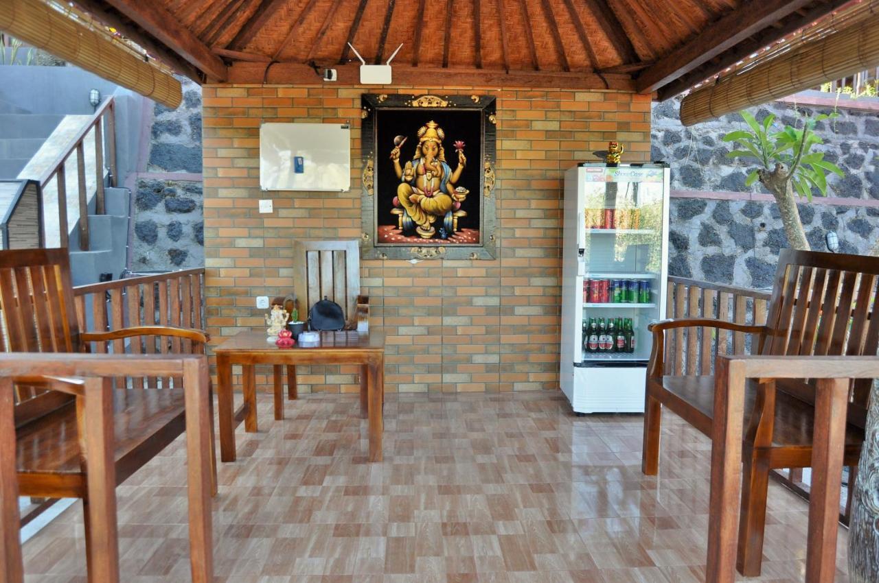 Surya Chandra Beach Bungalow Batununggul Buitenkant foto
